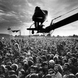 Konzert von Bruce Springsteen am 19. Juli 1988 auf der Radrennbahn Weißensee in Ost-Berlin, der Hauptstadt der DDR