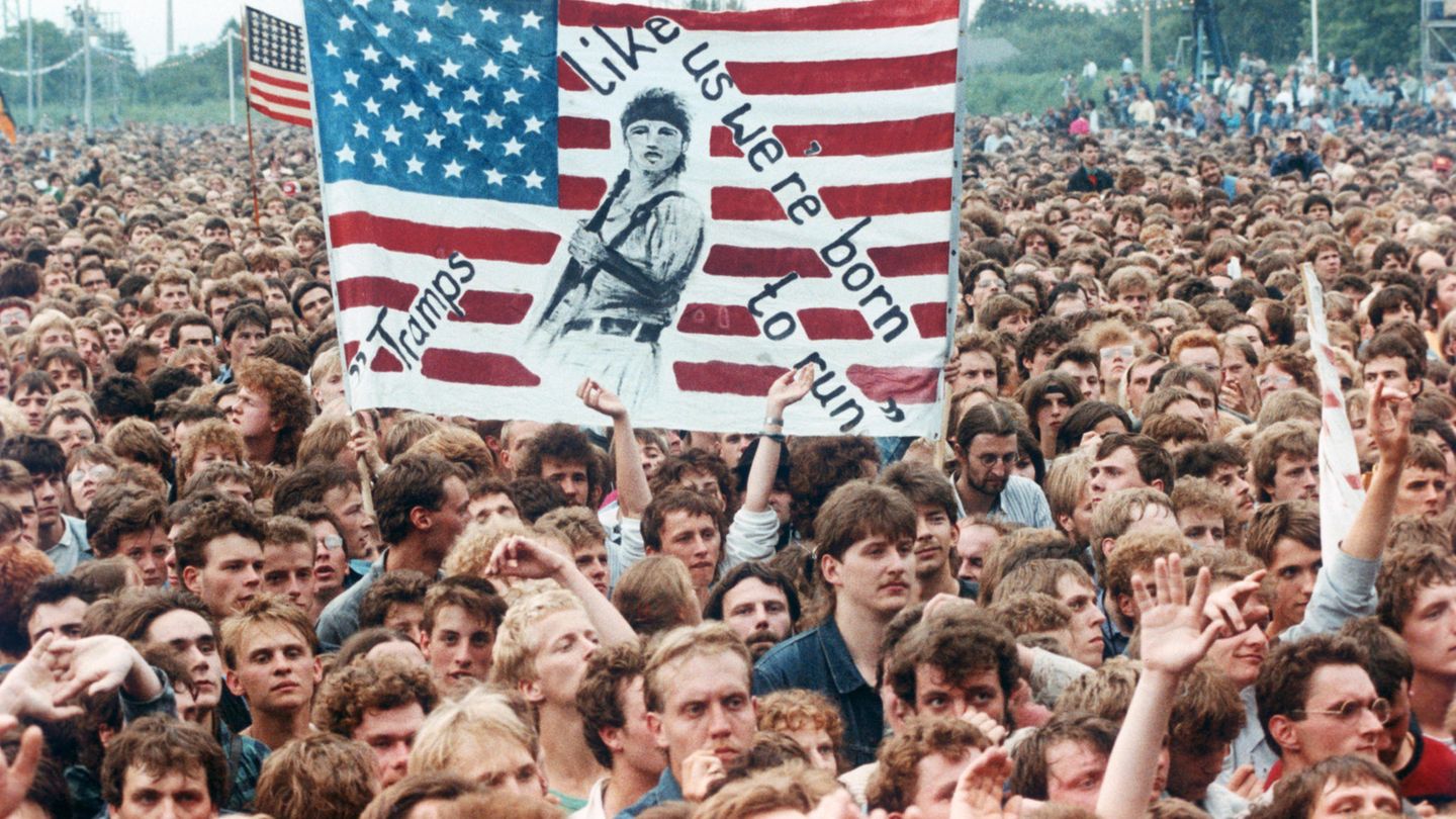 Bruce Springsteen in Ost-Berlin: Der Boss. 200.000 Menschen. Der Duft der Freiheit. Am 19. Juli 1988 erlebt die DDR das größte Konzert ihrer Geschichte