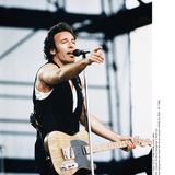 Konzert von Bruce Springsteen am 19. Juli 1988 auf der Radrennbahn Weißensee in Ost-Berlin, der Hauptstadt der DDR