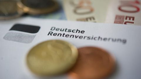 Wer Grundrente bezieht, könnteeinen falschen Steuerbescheid erhalten haben