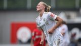 Angriff: Lea Schüller, Note: 3  Kommt nach ihrer Einwechslung zunächst kaum zum Zug, lediglich ein, zwei gute Aktionen. Steckt vorm Elfer dann aber super durch zu Oberdorf.