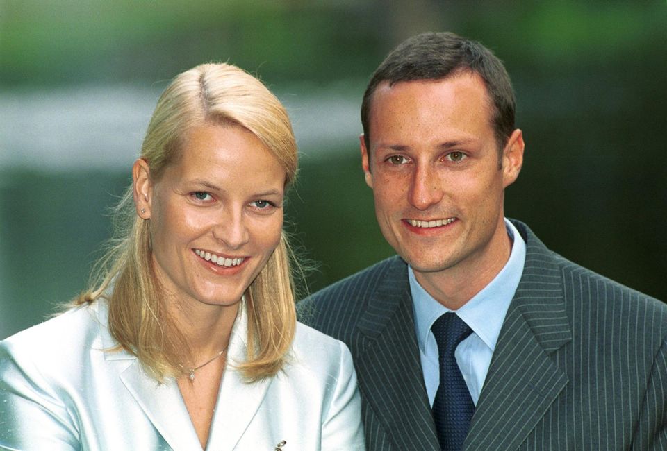 Mette-Marit Und Haakon Von Norwegen – Ihre Märchenhafte Lovestory ...