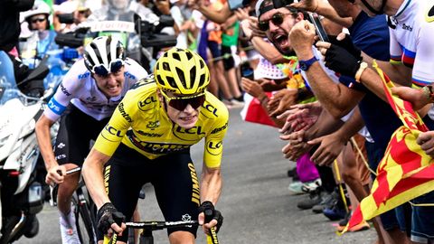 Verbissener Zweikampf in den Alpen am Col de Joux Plane: Jonas Vingegaard vor Tadej Pogacar