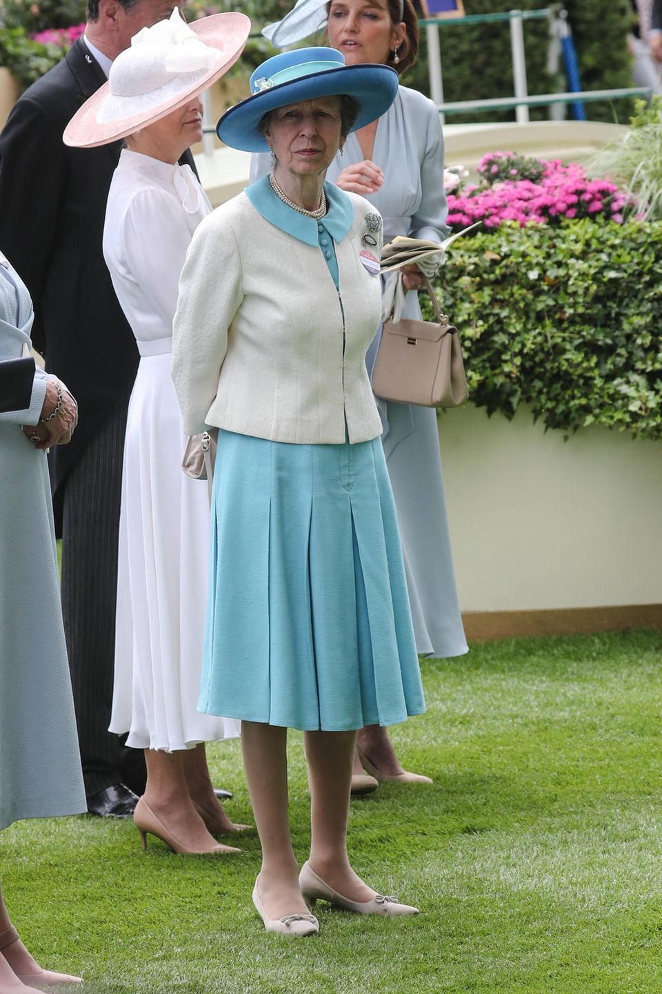 Prinzessin Anne die RecyclingQueen hat 45 Jahre alte Looks STERN.de