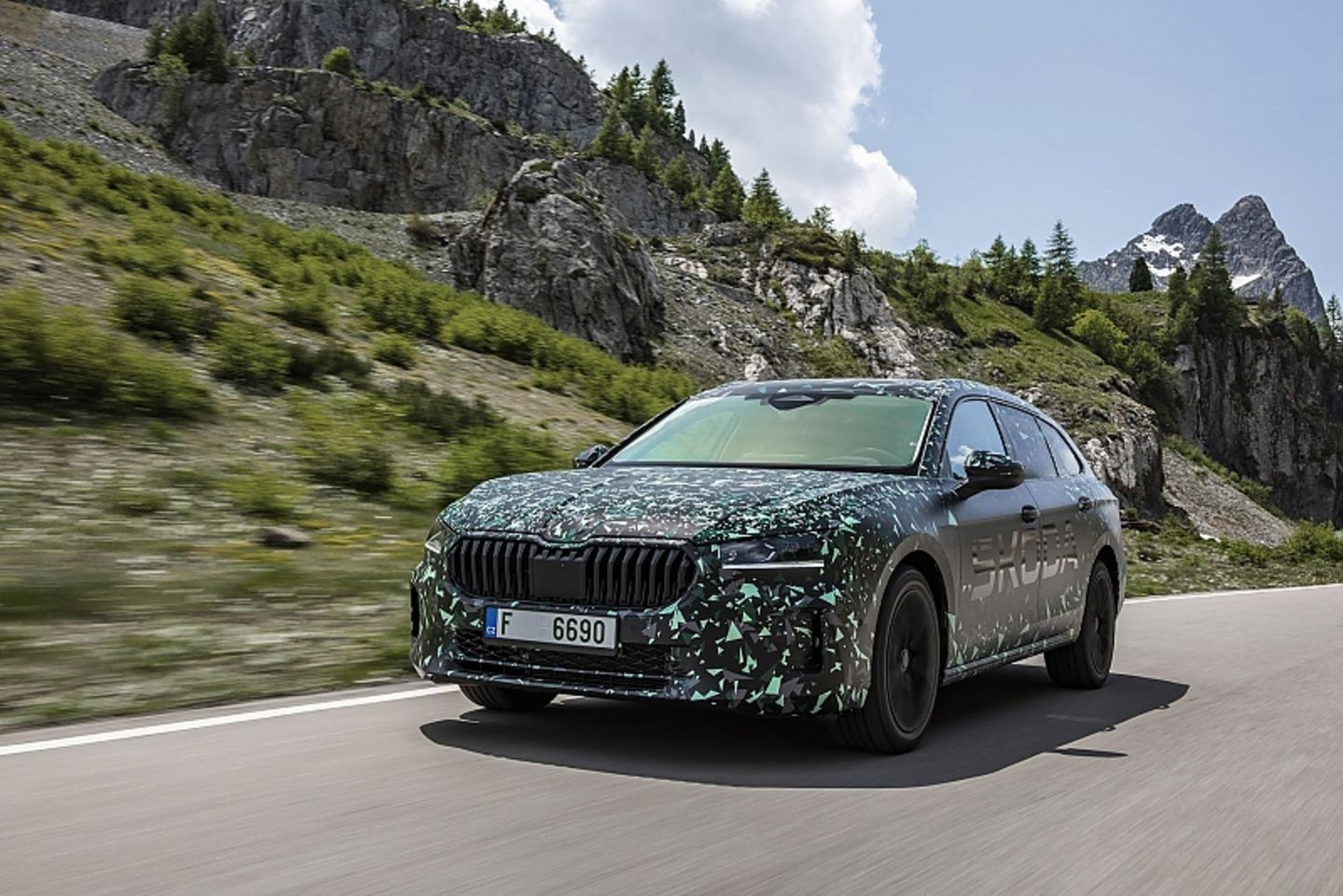 Skoda Superb IV