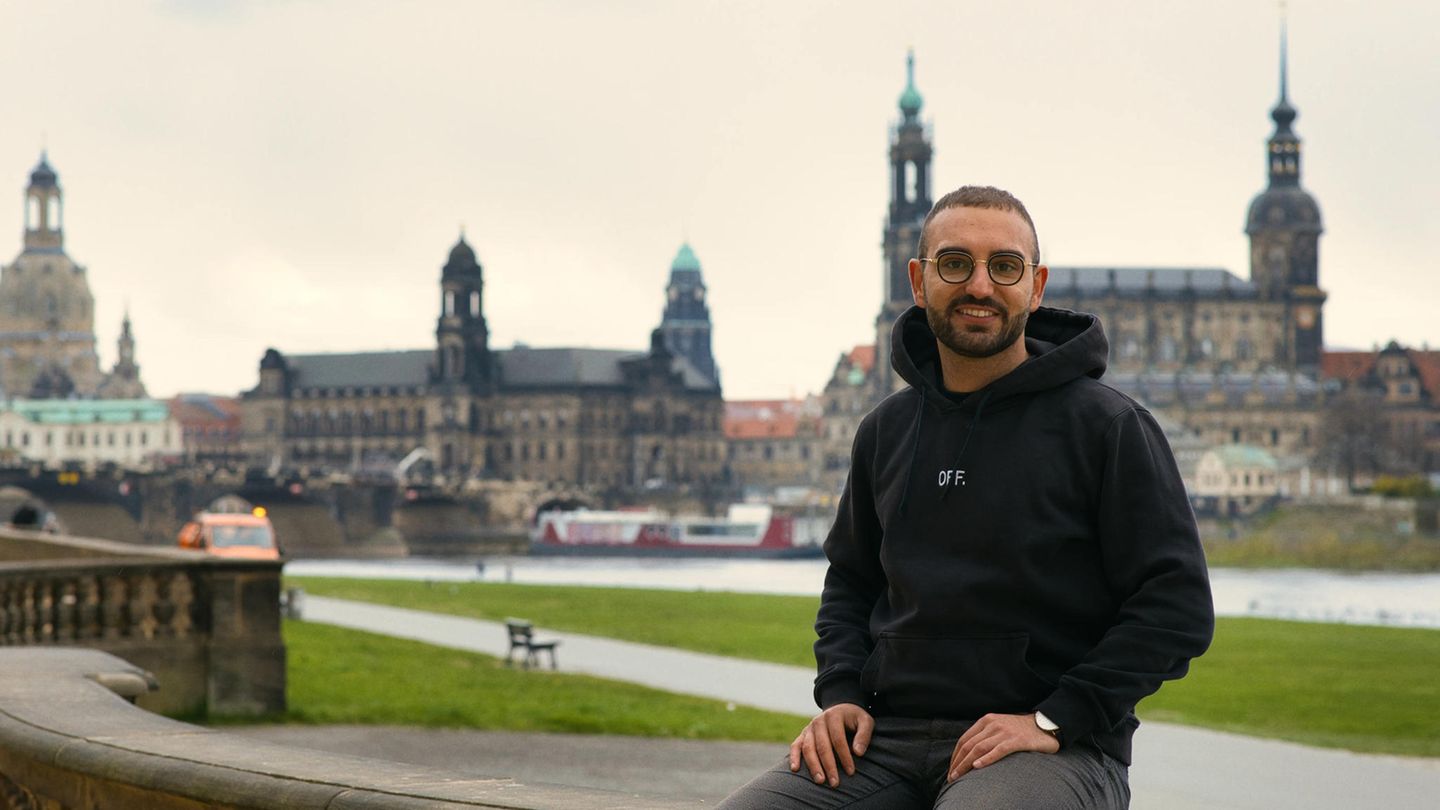 Vom Lausitzer Revier mit dem Dorf Mühlrose im Norden über die großen Städte Dresden und Leipzig zum Erzgebirgskreis bis in meine Heimatstadt Plauen Nahe der sächsisch-bayrischen Grenze lerne ich Unternehmen, Vereine und öffentliche sowie soziale Einrichtungen in Sachsen kennen. Ich komme mit Unternehmen, Organisationen und Bürgerinnen und Bürgern über ihre Anliegen ins Gespräch. Ein Termin führte mich beispielsweise gemeinsam mit Robert Habeck zum sächsischen Handwerk. Außerdem werde ich Urlaub im Balkan machen, wandern und das Meer genießen. Im Anschluss bin ich wieder in meinem Wahlkreis Dresden unterwegs und bereite ich mich auf die anstehende Haushaltswoche vor.