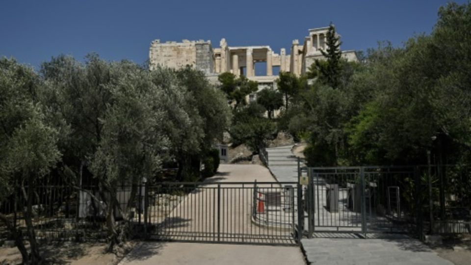Wegen Hitze bleibt auch die Akropolis weitestgehend geschlossen
