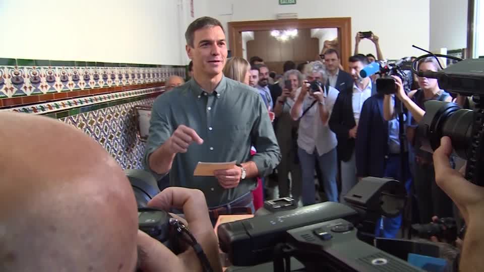 Video: Parlaments-Neuwahl in Spanien hat begonnen