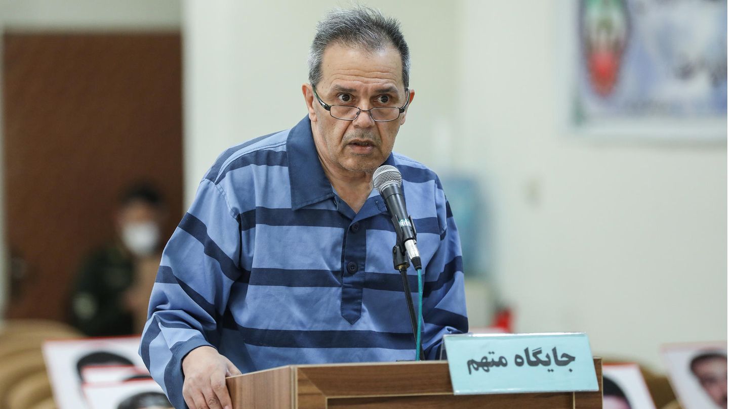 Iran: Islamic scholars on dangerous hostage exchange