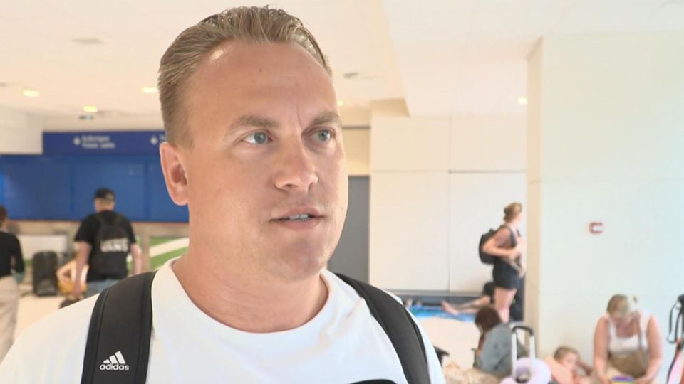"Nachbarhotel gibt es nicht mehr": Rhodos-Urlauber schildern chaotische Evakuierungen