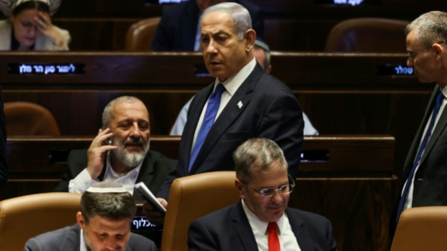 Benjamin Netanyahu in the Knesset on Monday