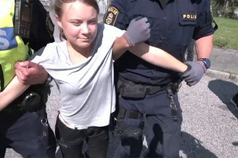 Klimaprotest: Greta Thunberg zu Geldstrafe verurteilt – Stunden später blockiert die Aktivistin erneut eine Straße