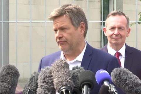 Video: "Wir fördern grünen Wasserstoff und nehmen alles" - Habeck zur Wasserstoffstrategie