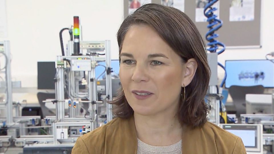 So nutzen Politikerinnen und Politiker die Sommerpause So nutzen Politikerinnen und Politiker die Sommerpause