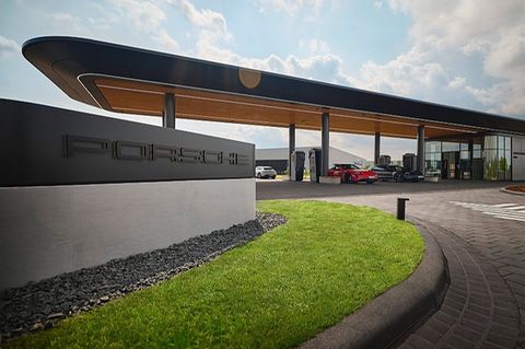 Porsche Charging Hub Bingen