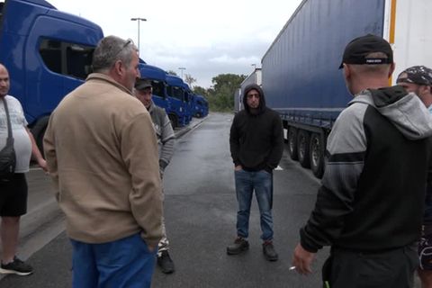 Video: Lkw-Fahrer streiken erneut an Raststätte Gräfenhausen