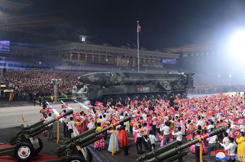 Auf diesem Bild soll eine Hwasong-17 Interkontinentalrakete aus Nordkorea zu sehen sein