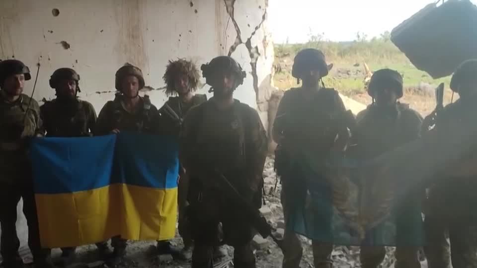 Video: Ukraine: Dorf in der Region Donezk zurückerobert