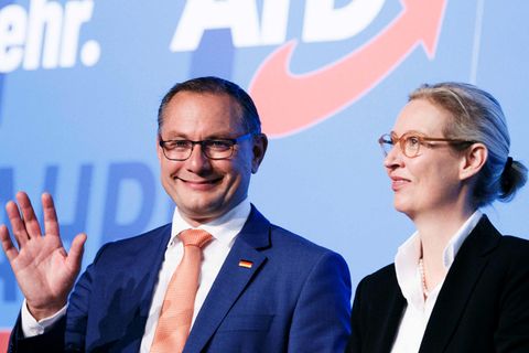 AfD-Chef Tino Chrupalla mit seiner Amtskollegin Alice Weidel