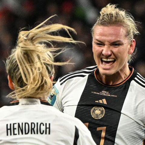 Kapitänin Alexandra Popp bejubelt ihren ersten Treffer gegen Marokko.