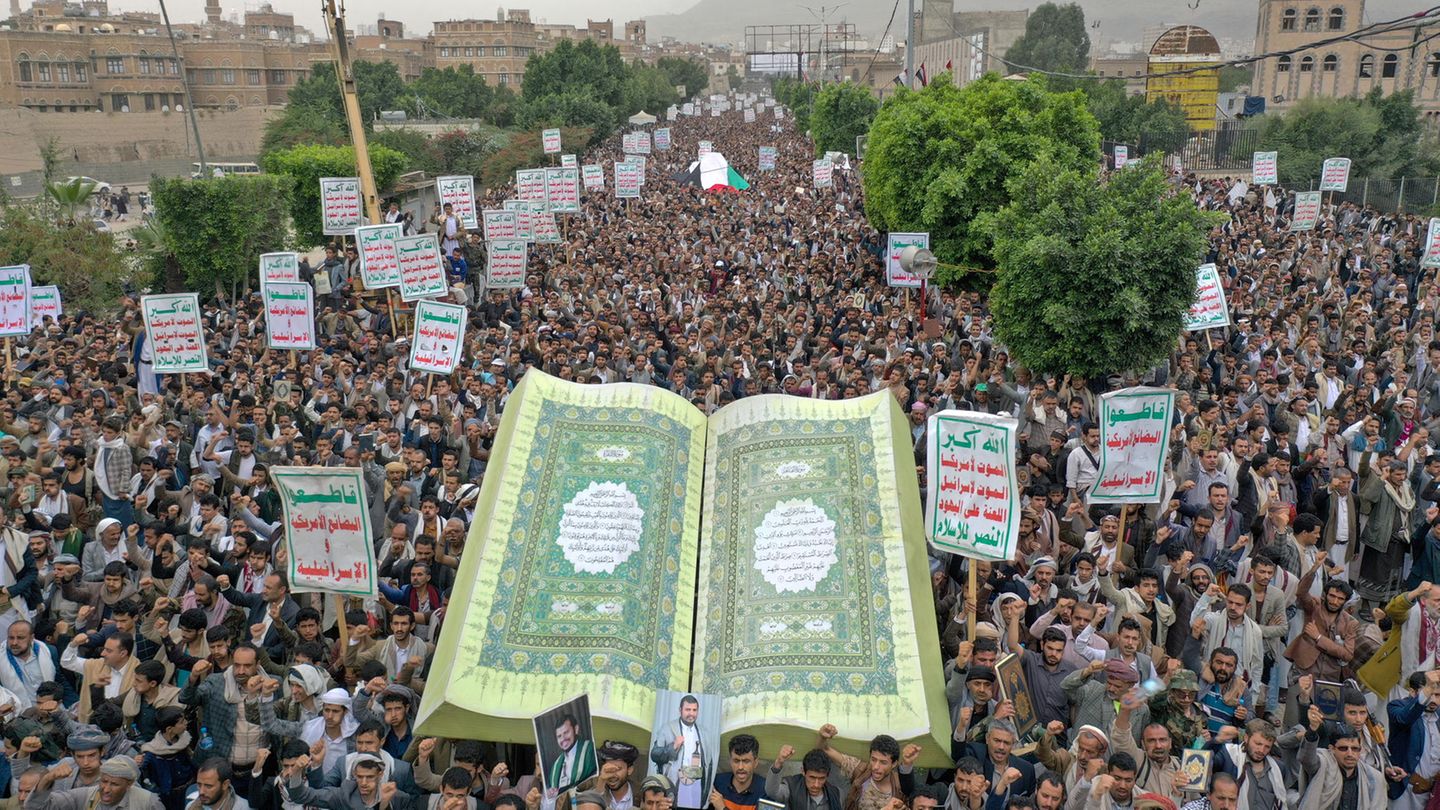 Protest gegen Koran-Verbrennung