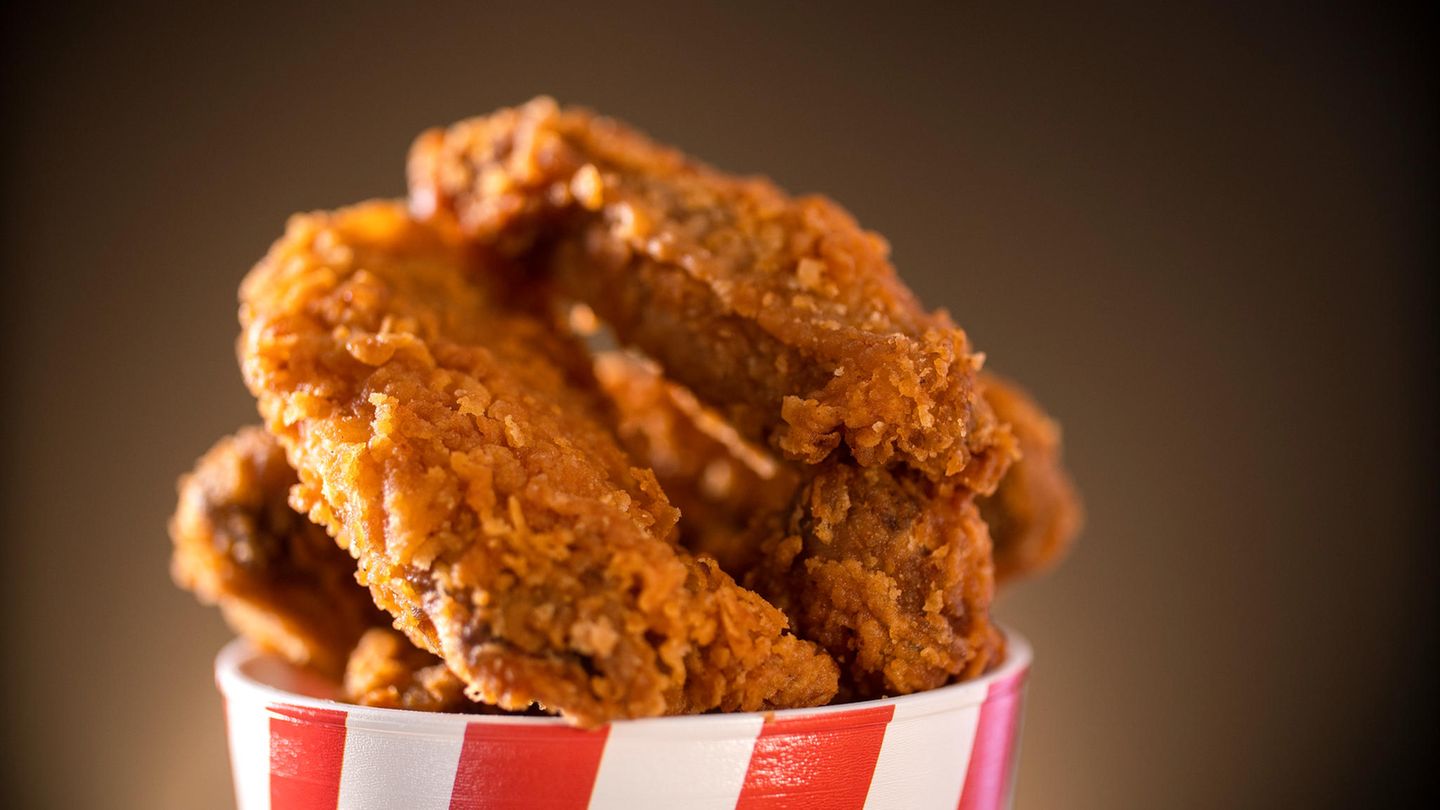 Kfc'S Delicious Answer: Wedges And Hot Wings Are Back! - qg4mieb