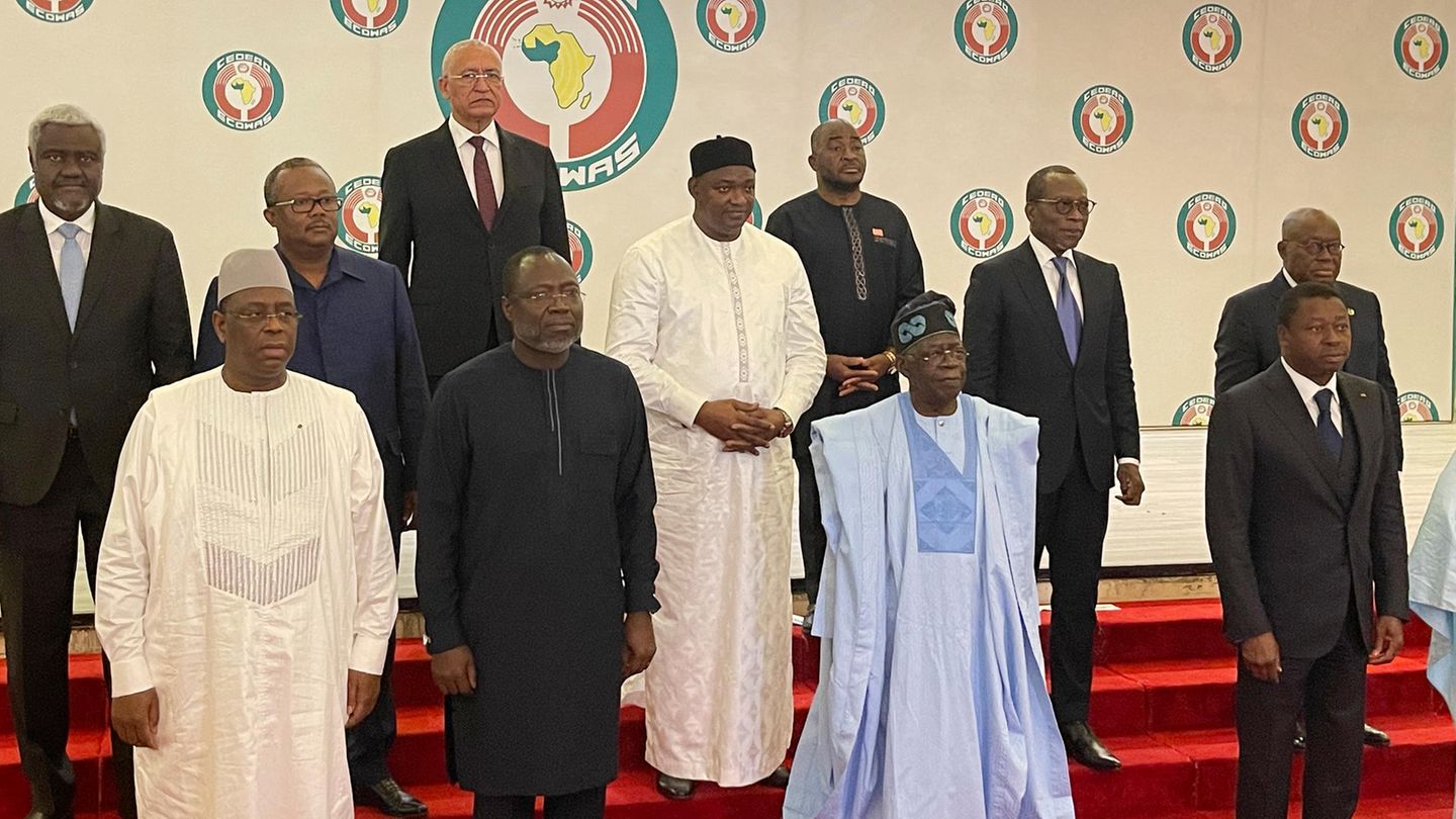 Ecowas Gruppenfoto