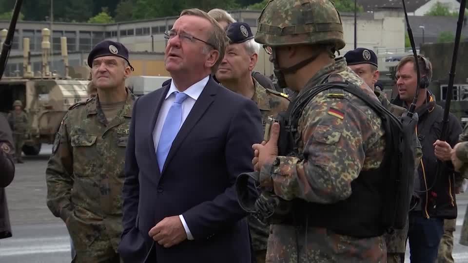 Video: Pistorius: Keine Gefahr für Bundeswehrsoldaten in Niger