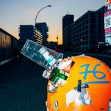 Ein überfüllter Mülleimer