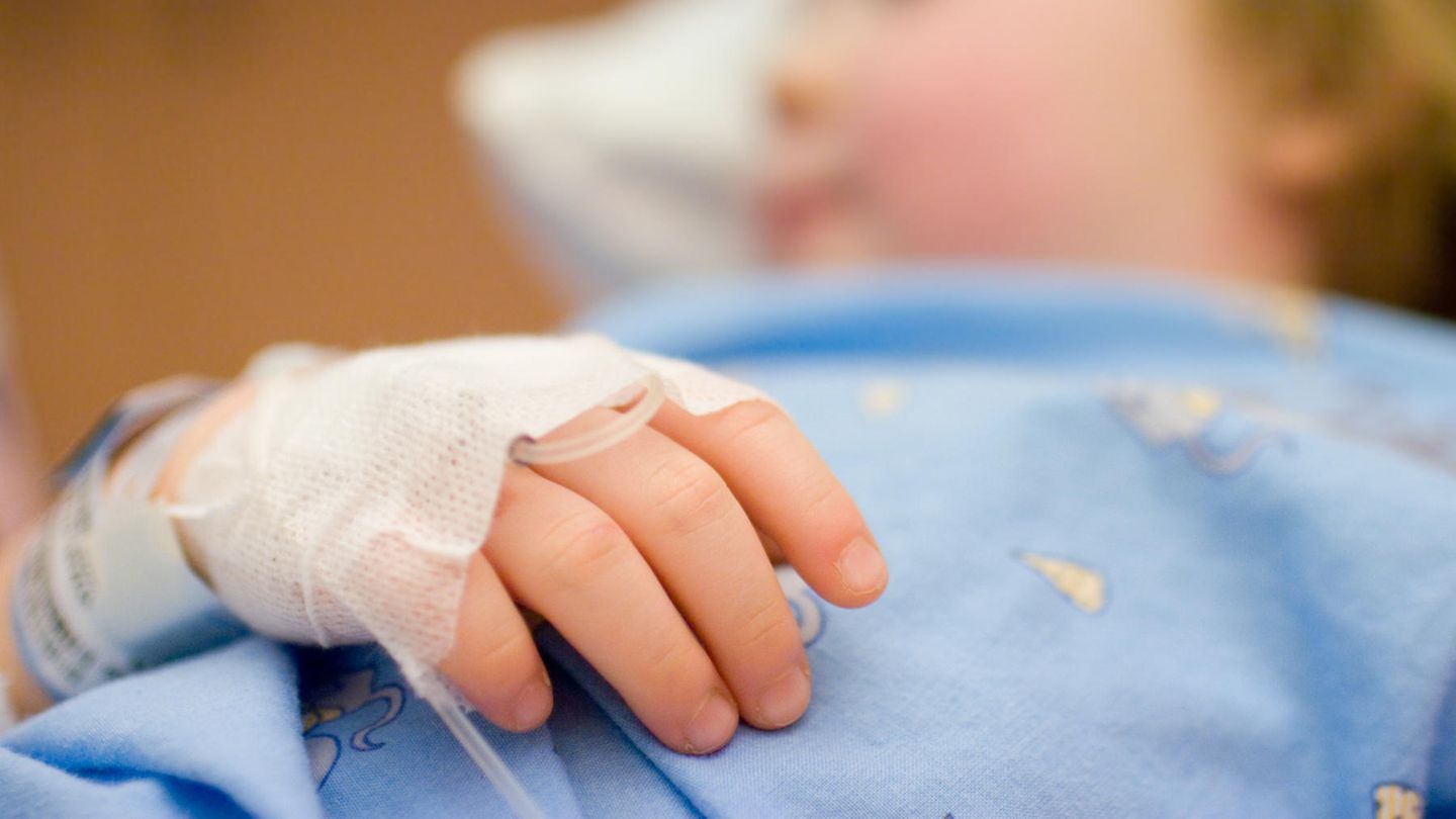 Der Fünfjährige wurde eine Woche lang in der Klinik behandelt – leider vergeblich (Symbolbild)