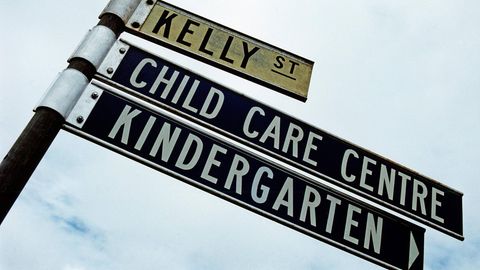 Schild mit Aufschrift "Kindergarten" in Brisbane. Ein Mann soll 91 Kinder missbraucht haben