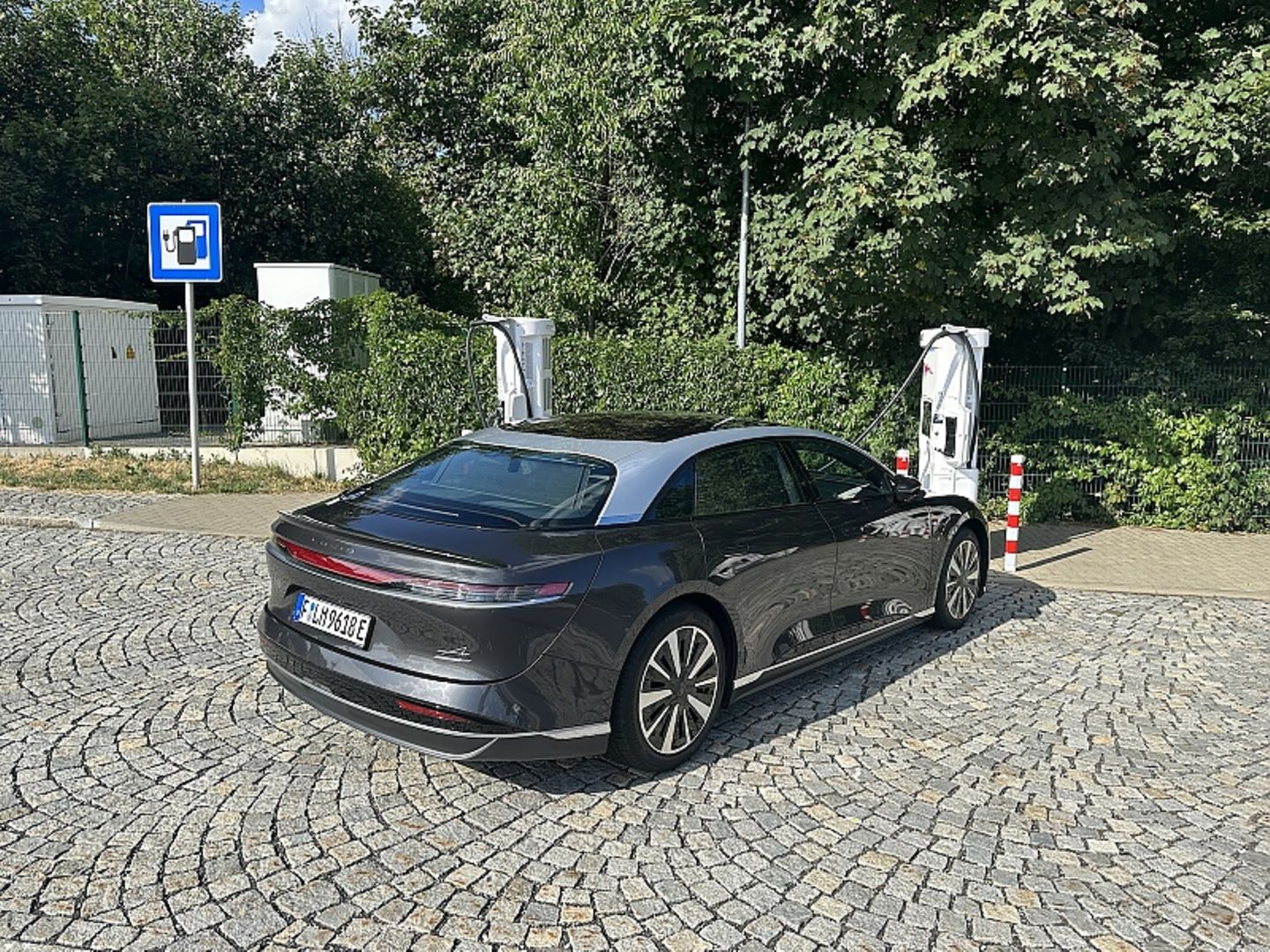 Lucid Air Touring