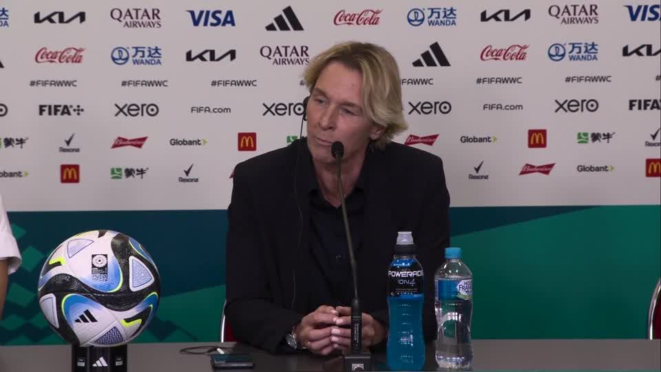 Video: Voss-Tecklenburg: Wollen mit Sieg ins Achtelfinale einziehen