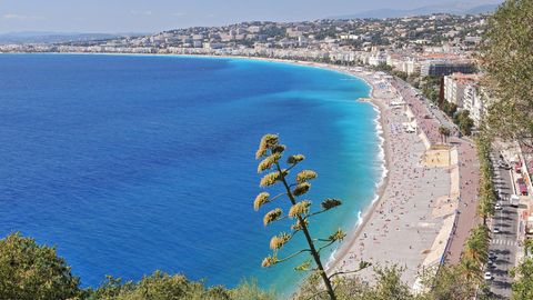 Die Promenade des Anglais bei Nizza an der Côte d'Azur