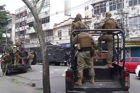 Video: Zahlreiche Tote bei Polizeirazzien in Brasilien