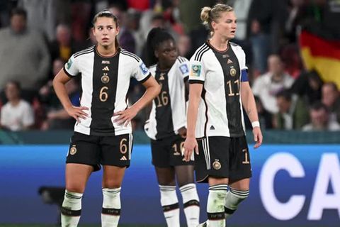 DFB-Frauen: WM-Aus: Deutschland spielt nur 1:1 gegen Südkorea – historisch schlecht
