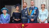 Dicke Luft: Wenige Wochen nach der Royal Wedding versammelte sich die Familie zum 100. Geburtstag der Royal Air Force Anfang Juli auf dem Balkon des Buckingham-Palasts. Zu dem Zeitpunkt gab es bereits Berichte und Gerüchte, die Sussexes und die Cambridges würden sich nicht verstehen