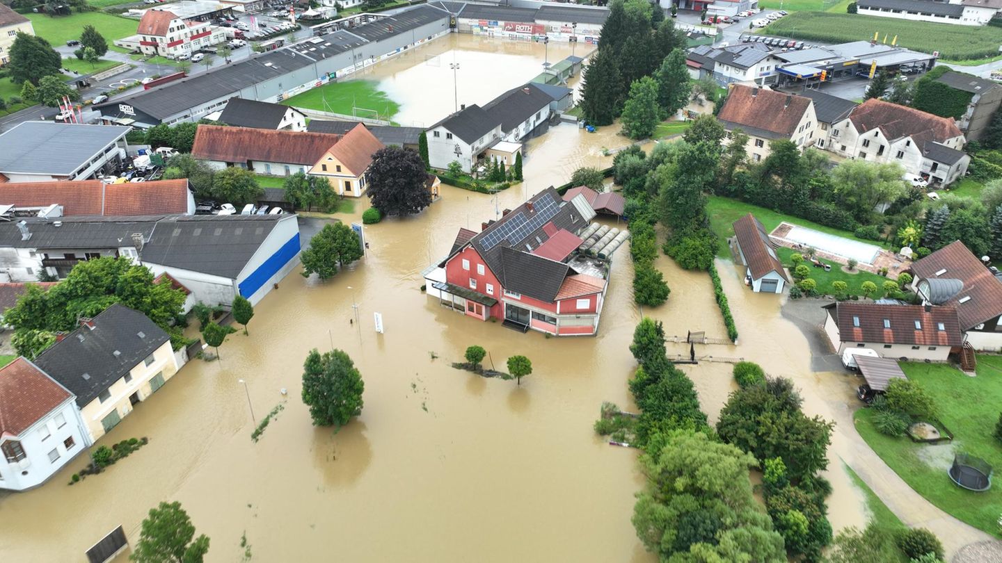 Österreich: Hochwasser überflutet Die Steiermark Und Kärnten | STERN.de