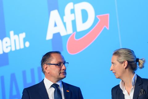 AfD-Vorsitzende Tino Chrupalla und Alice Weidel beim Parteitag