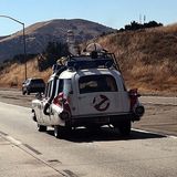 Hollywood naht, wie man am Ghostbuster-Mobil sieht