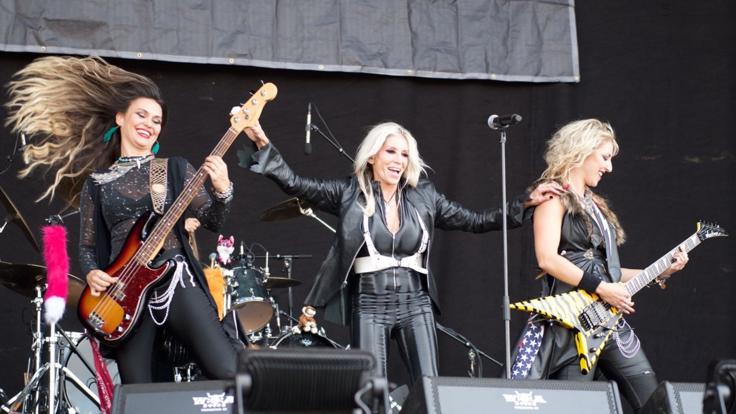 ... ebenso wie die eisernen Ladies von Vixen.