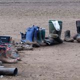 Die widrigen Wetterumstände, die beinahe zum Abbruch der Veranstaltung geführt hätten, ...