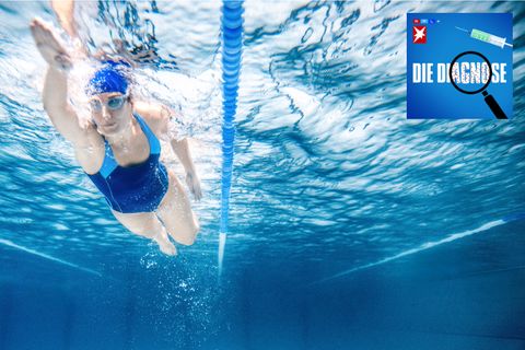 Eine Schwimmerin wird auf einmal bewusstlos