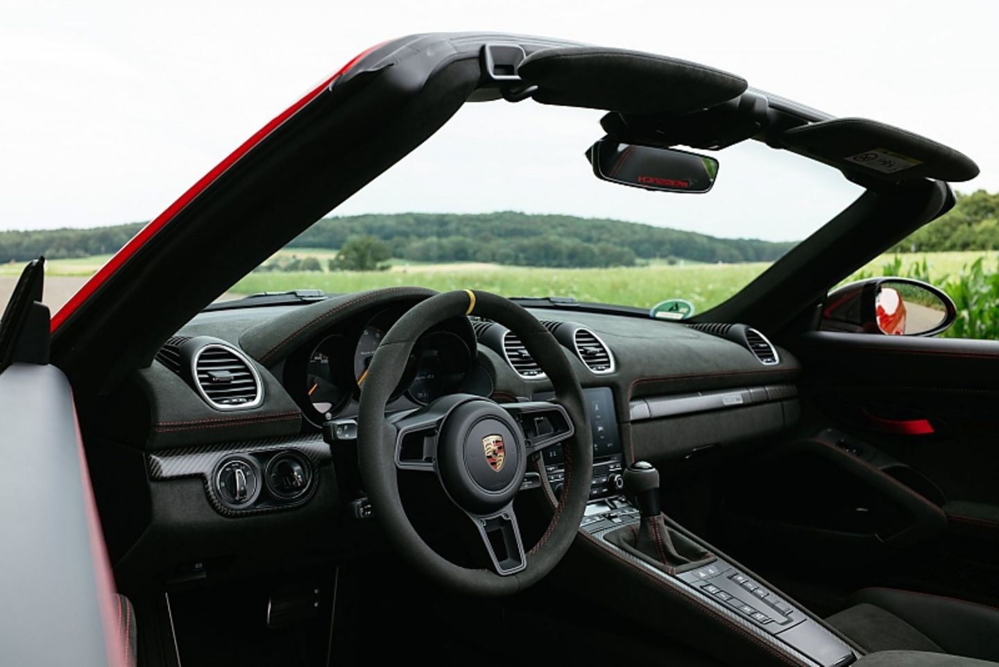 Porsche 718 Spyder RS