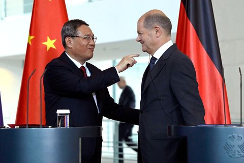 Ministerpräsident Li Qiang und Bundeskanzler Olaf Scholz