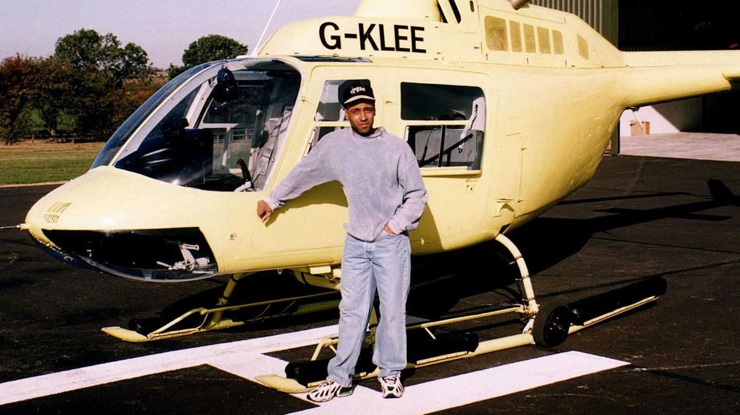 Lottogewinner Lee Ryan mit Helikopter