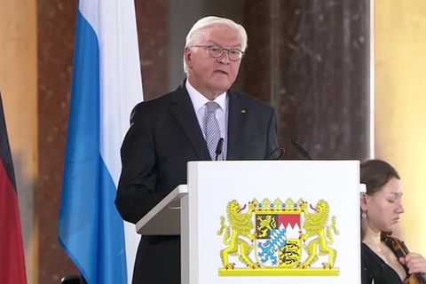 Video: Steinmeier warnt vor Verfassungsfeinden
