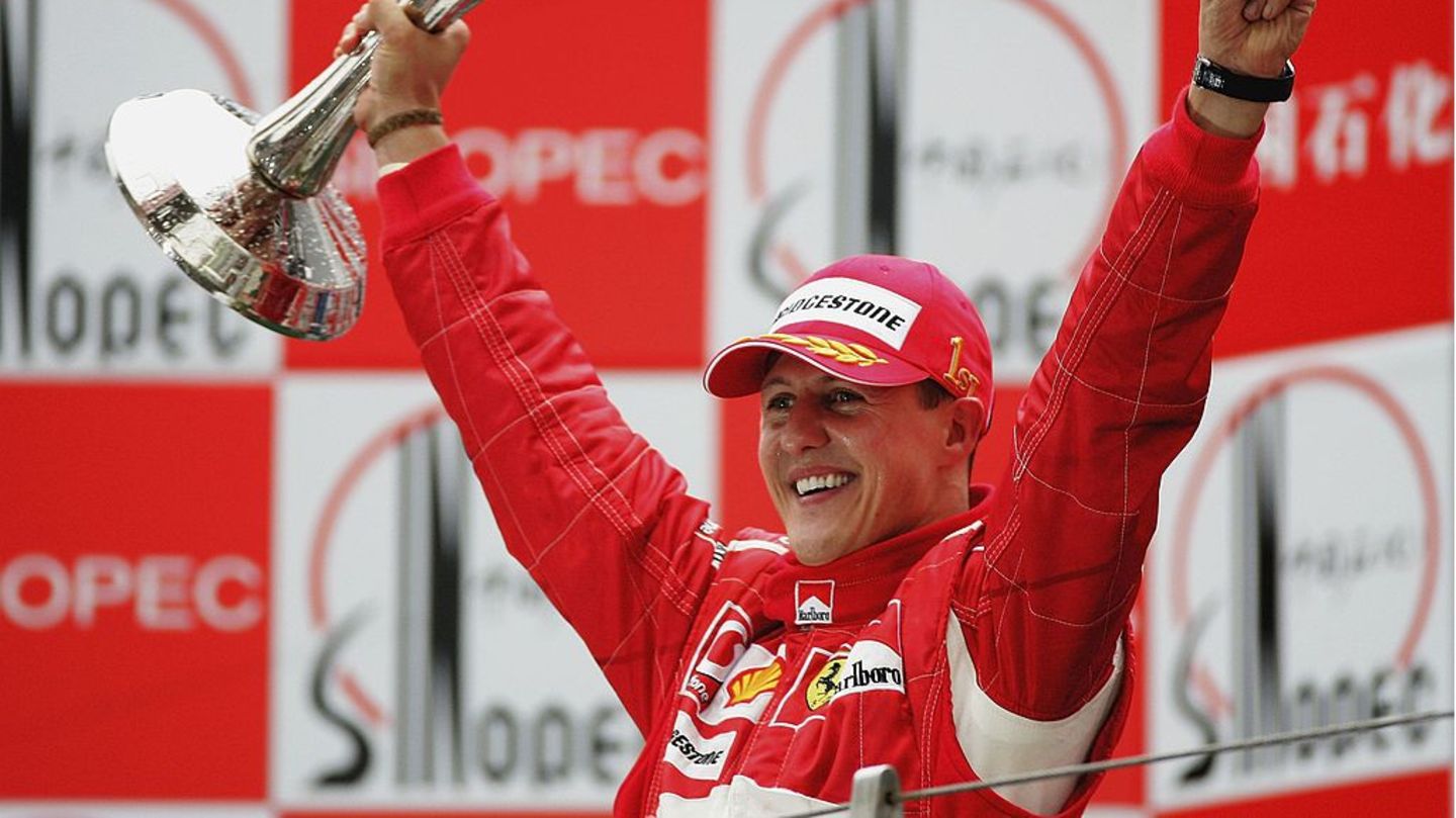 Michael Schumacher: A fan wants to sell his precious souvenir collection Michael Schumacher: A fan wants to sell his precious souvenir collection