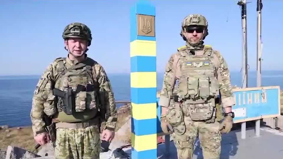 Video: Ukraine: Schlangeninsel mit neuem Grenzpfahl