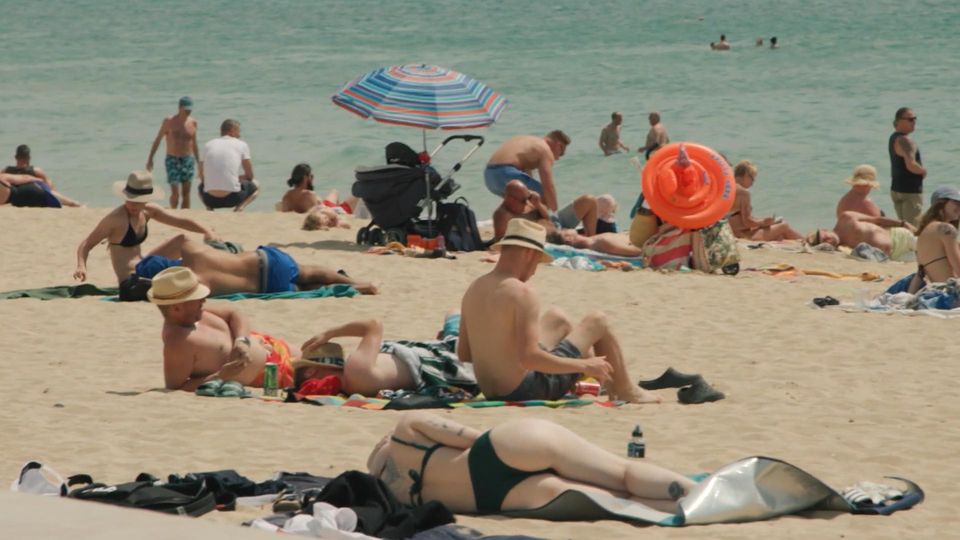 Expertin im Video: Diese drei Sonnencremes schützen am besten